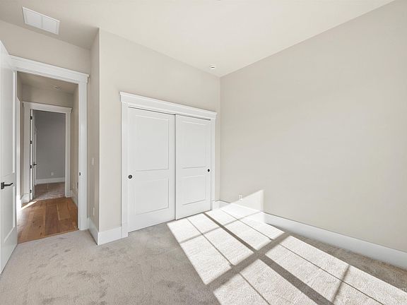4th image of 7111 S Cadence Ave