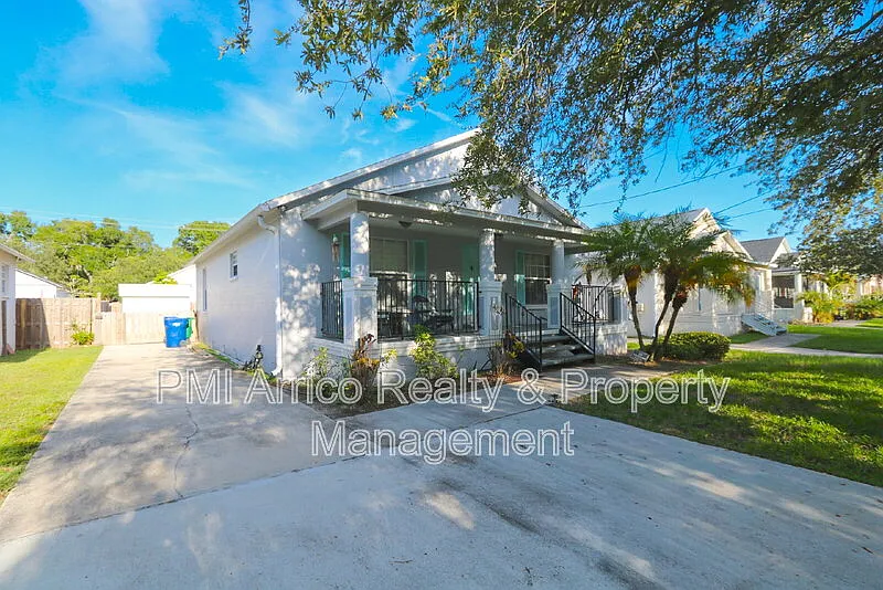 3 bed, 2.0 bath, 1280 sqft, $2,650 — Photo 2