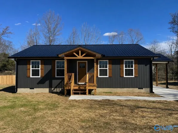 1302 N Carlisle St, Albertville, AL 35950
