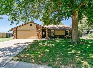 1312 W Miami St, Broken Arrow, OK 74011