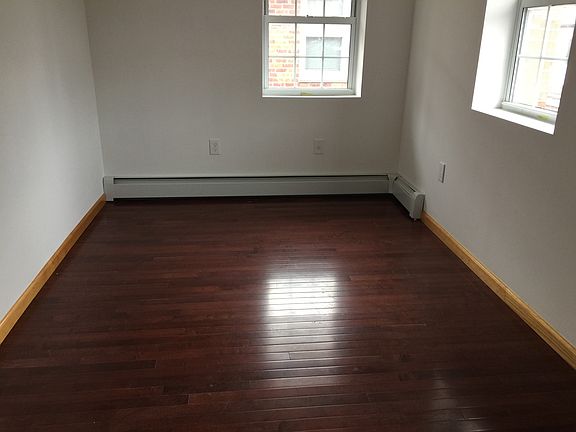 3rd image of 196-00 42 Ave
