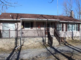 262 Walnut Grove Ct, Paw Paw, WV 25434