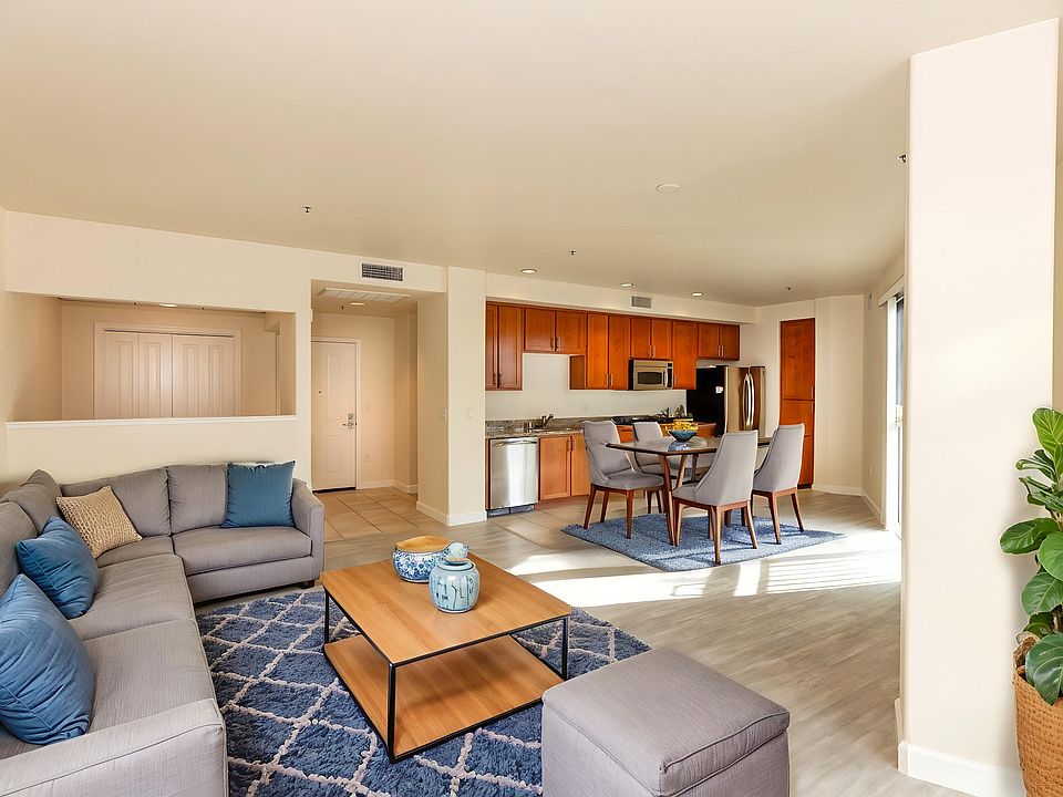 furniture is virtual