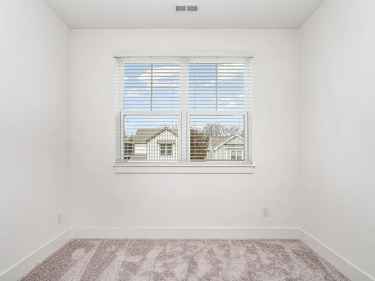 728 Caraway Ln — Photo 11