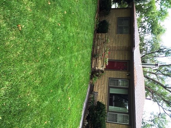 3rd image of 2318 Marilynn Ave