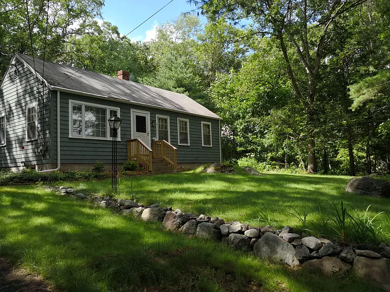 342 Conant Rd — Photo 1