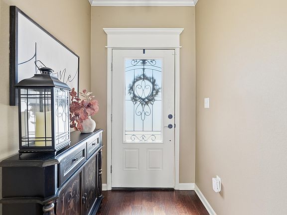 5th image of 34 Lieblong Rd