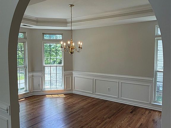5th image of 2334 Oberwood Dr