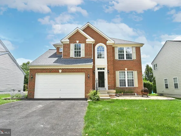 28 Tritapoe Pl, Lovettsville, VA 20180