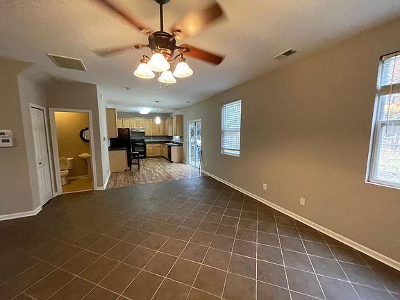 5th image of 2325 Savannah Hills Dr