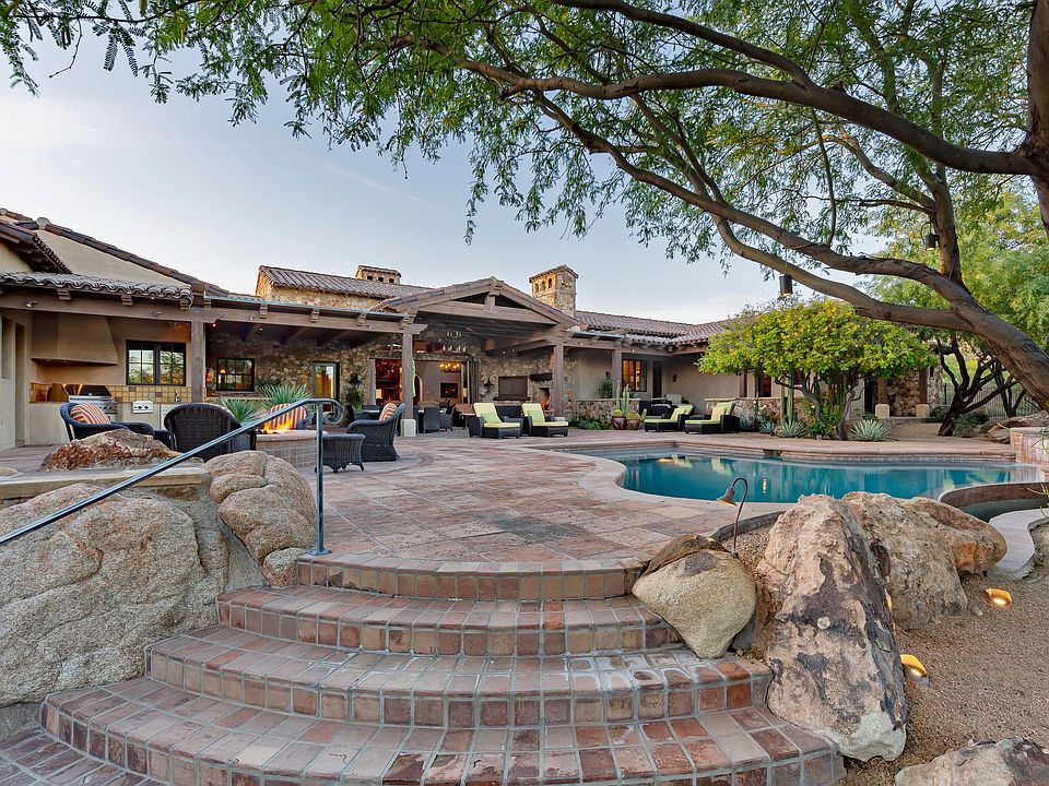 1st image of 8511 E Homestead Cir