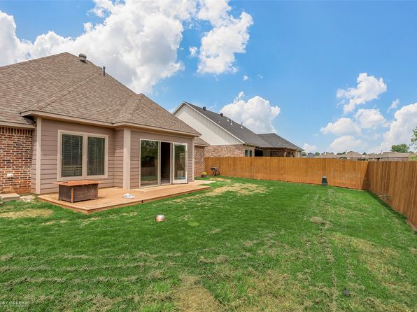206 Jamestowne Blvd, Benton, LA 71006