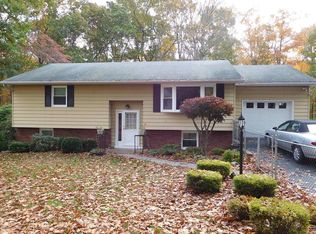 12 Woods Rd, East Stroudsburg, PA 18301