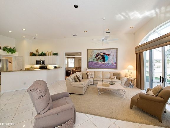 4th image of 7579 Northport Dr