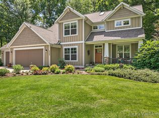 4325 Trail East Dr NE, Ada, MI 49301