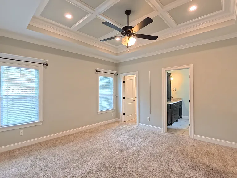 7266 Creek Ridge Rd — Photo 14