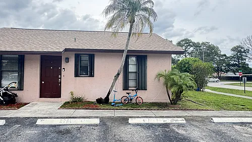 2255 Ida Way Photo 1