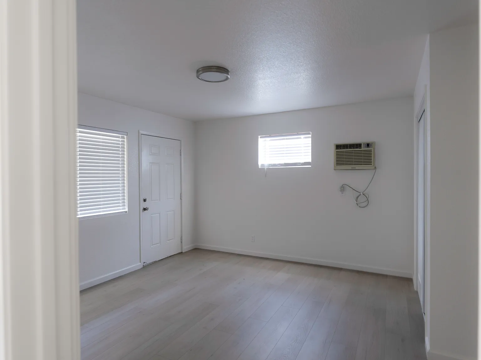 1 bed, 650 sqft, $1,445 — Photo 4