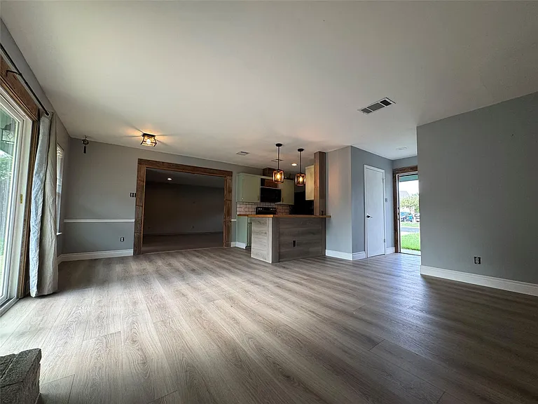 3520 Roanoke Dr — Photo 24