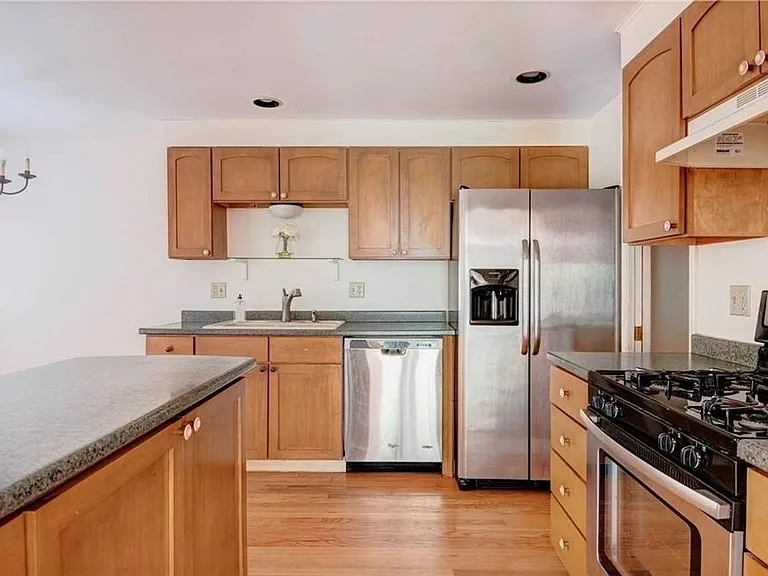 4836 Huntwood Path — Photo 2