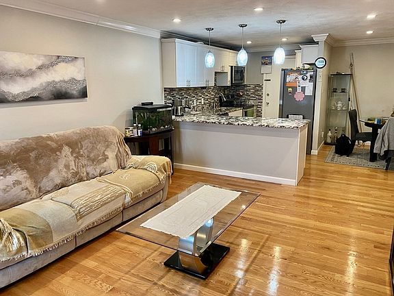 2nd image of 700 Governors Dr APT 38