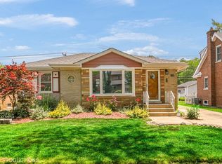 1123 Community Dr, La Grange Park, IL 60526