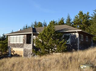 33750 High Tide Dr, Cloverdale, OR 97112