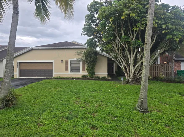 3771 NW 73rd Way, Coral Springs, FL 33065