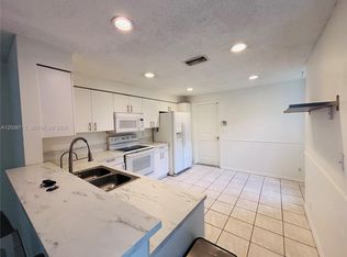 1290 Sorrento Dr #1290, Fort Lauderdale, FL 33326
