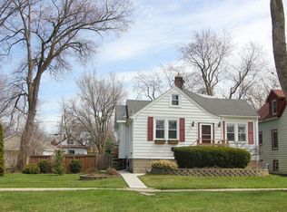 4239 Madison Ave, Brookfield, IL 60513