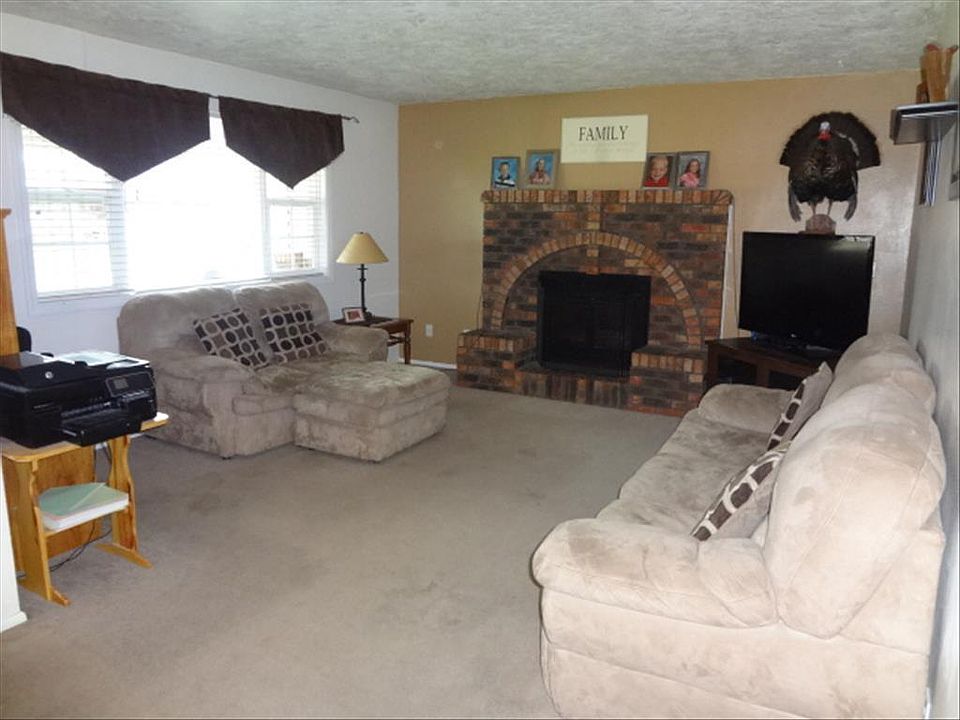 1st image of 586 Masters Dr