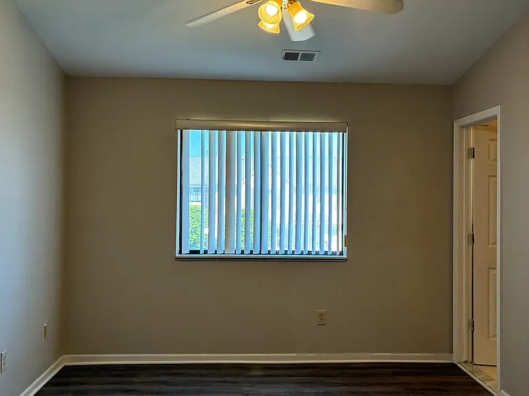 30637 Hidden Pines Ln — Photo 17