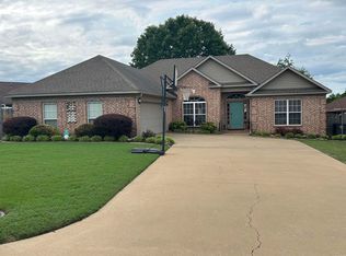 2414 Brittany Ln, Searcy, AR 72143