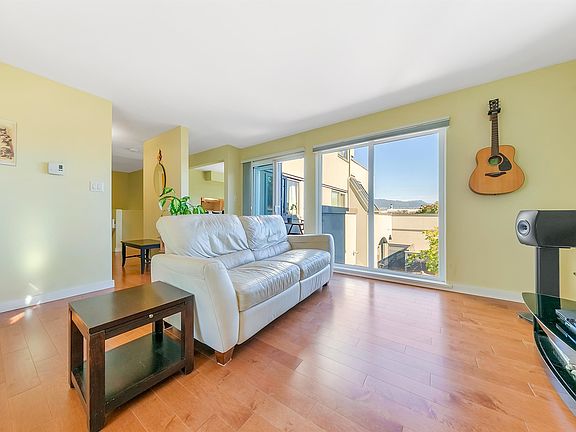 3rd image of 1362 W 7th Ave