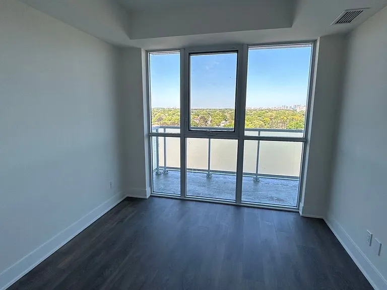188 Fairview Mall Dr #1010 — Photo 5