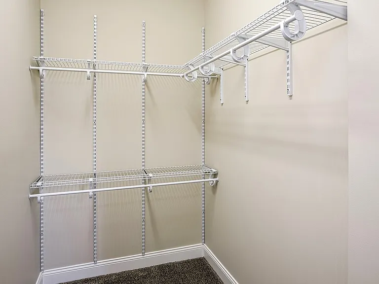 Oak Pointe — Photo 10