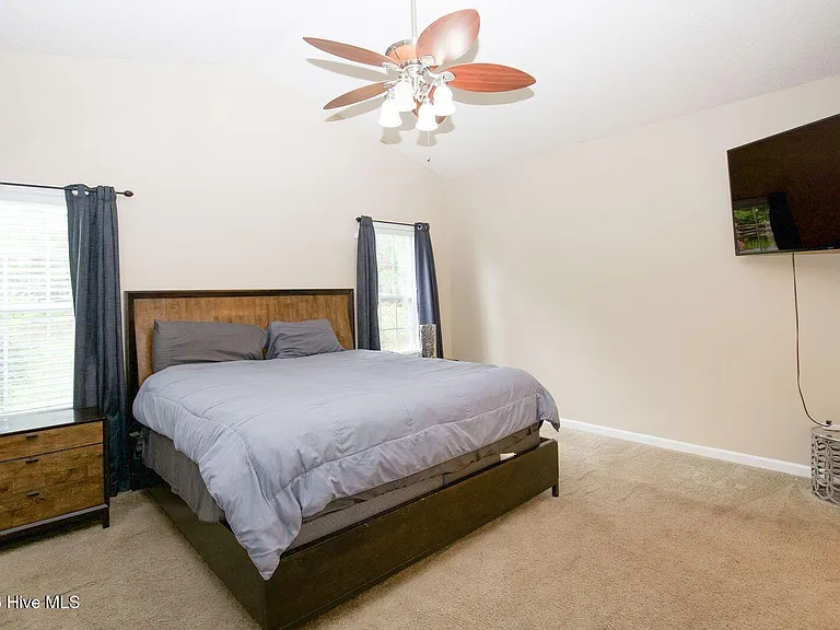 13 Barkley Ln — Photo 16
