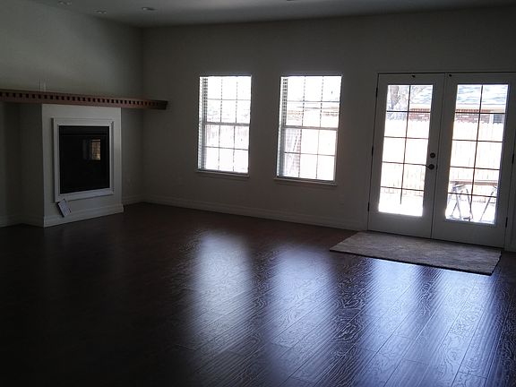 Open living area with gas lo