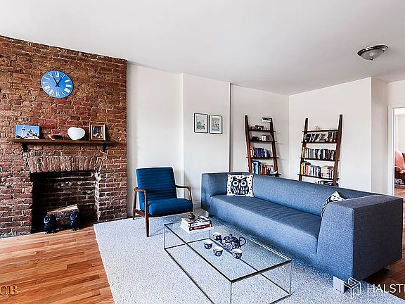 4th image of 134 Amity St APT 3