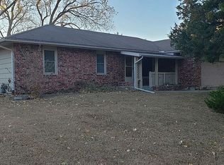 4645 NW Brickyard Rd, Topeka, KS 66618