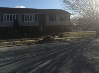 48 Sycamore Ln, Hanover, PA 17331