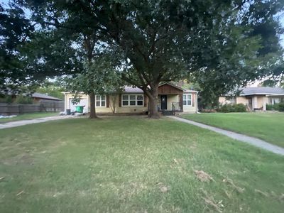 1212 Hillcrest Blvd, Gainesville, TX, 76240