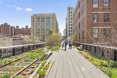 Rented by (Legacy) Elegran