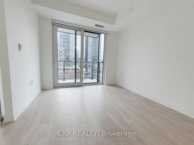 634 Church St #908 — Photo 13