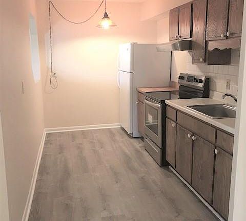 3rd image of 130 S Estes Dr #F