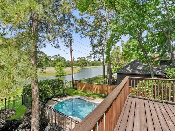 2023 Forest Garden Dr, Kingwood, TX 77345