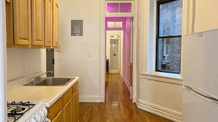 Rented by Ethan Blinder, LREB | media 5