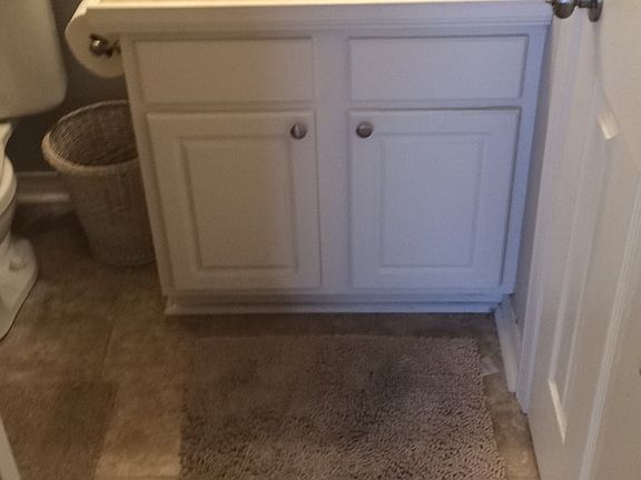 Seond / guest bath
