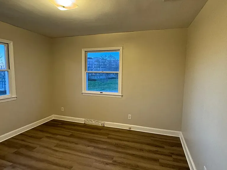 317 Clark Blvd — Photo 13