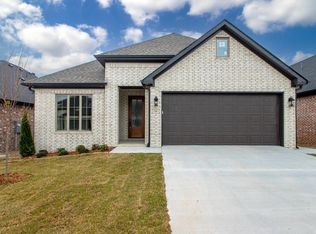 194 Fletcher Ridge Dr, Little Rock, AR 72223